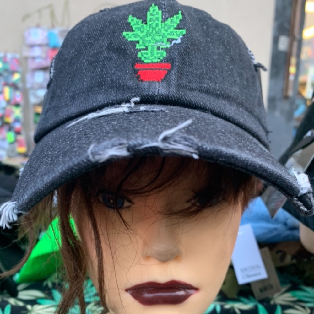 Bud hat Denim Distressed